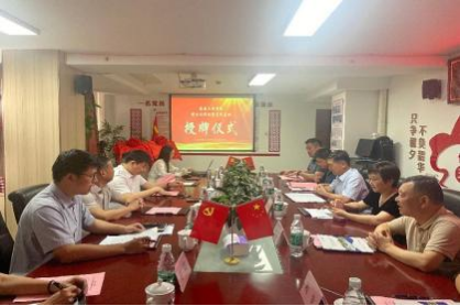 【喜訊】 南昌工程學(xué)院博士工作站授牌儀式圓滿舉行， 我司與高校攜手共筑水利科技創(chuàng)新高地